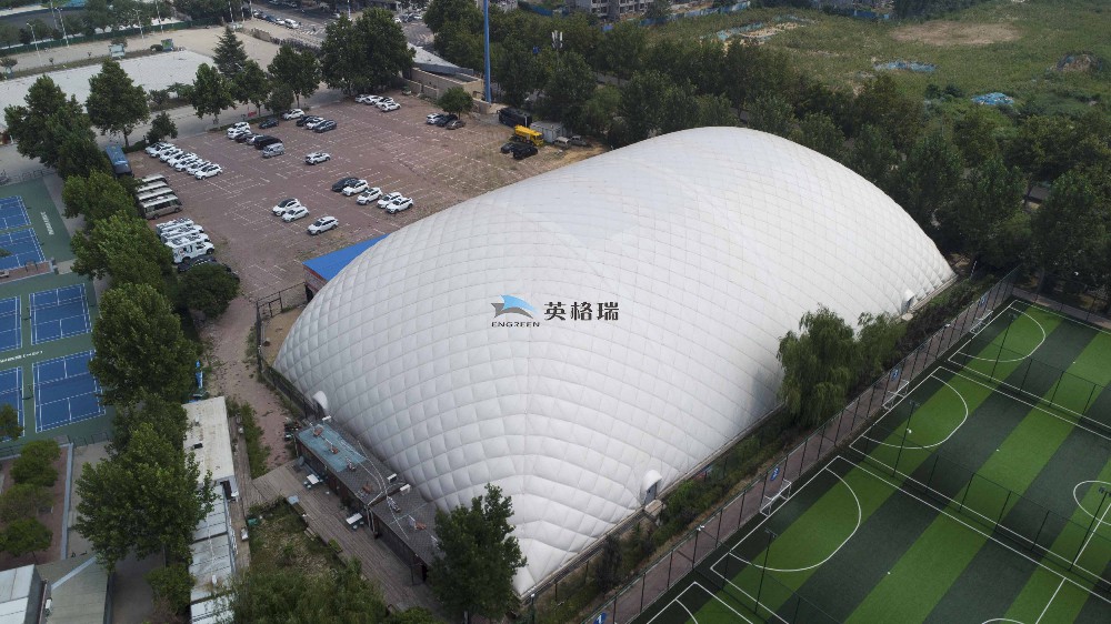 安裝應急照明系統對于氣膜羽毛球館的日常運營有何影響？
