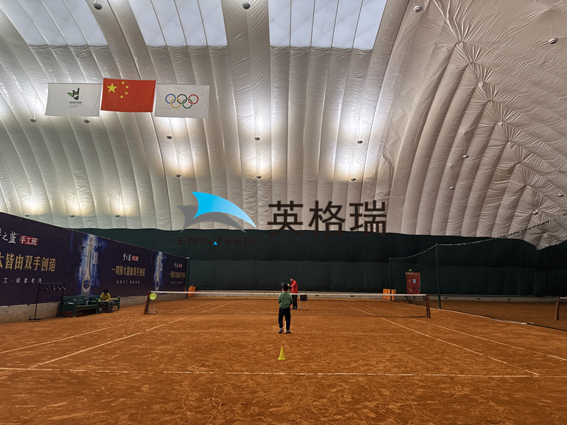 冬日打球自由！氣膜網球館也太香了吧